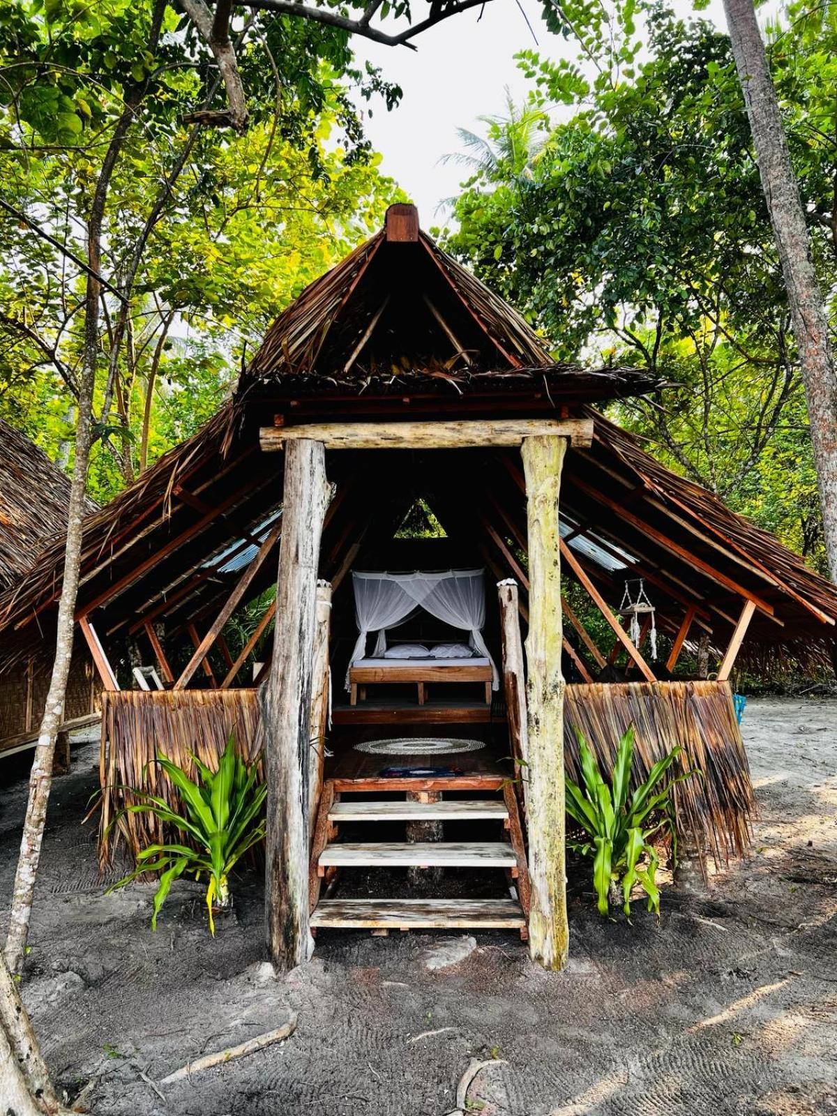 Pinang Island - Private Island Sea View Bungalows Singkil  Luaran gambar