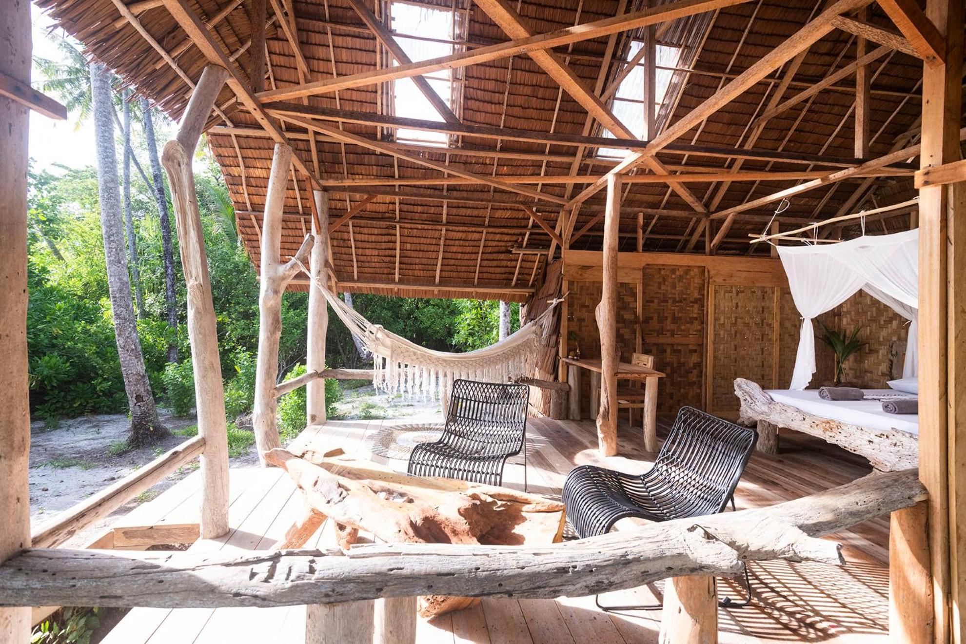 Pinang Island - Private Island Sea View Bungalows Singkil  Bilik gambar